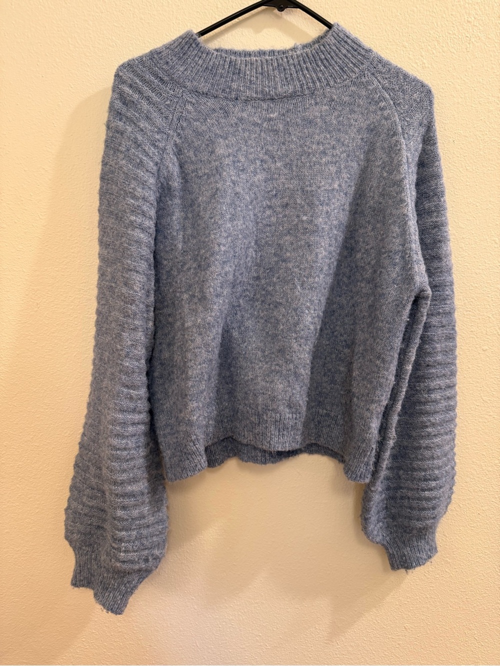 Relaxed Light Blue Crewneck Sweater with Ribbed Balloon Sleeves